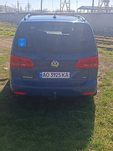 Синий Фольксваген Туран, объемом двигателя 1.6 л и пробегом 256 тыс. км за 9400 $, фото 8 на Automoto.ua