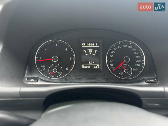 Синій Фольксваген Туран, об'ємом двигуна 1.6 л та пробігом 286 тис. км за 10600 $, фото 6 на Automoto.ua