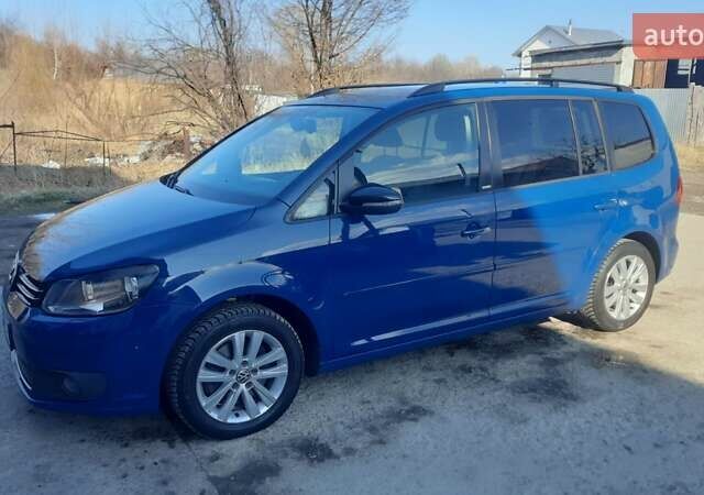 Синий Фольксваген Туран, объемом двигателя 1.97 л и пробегом 338 тыс. км за 10000 $, фото 5 на Automoto.ua