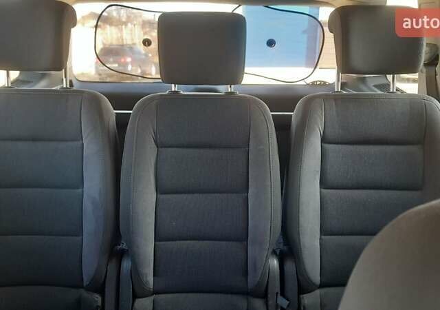 Синий Фольксваген Туран, объемом двигателя 1.97 л и пробегом 338 тыс. км за 10000 $, фото 38 на Automoto.ua