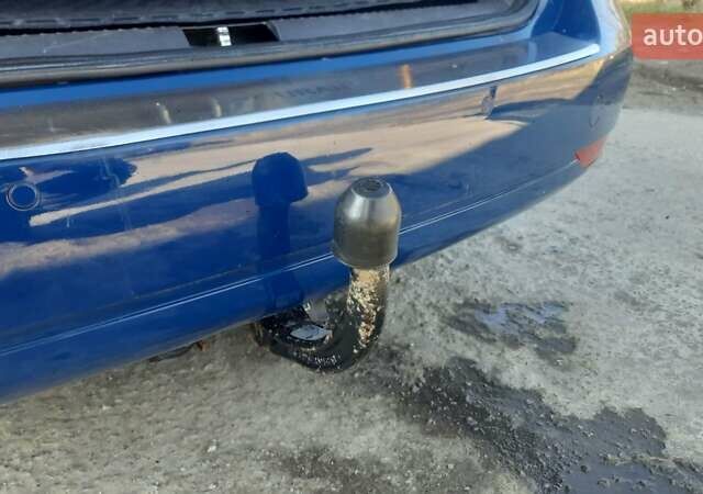 Синий Фольксваген Туран, объемом двигателя 1.97 л и пробегом 338 тыс. км за 10000 $, фото 25 на Automoto.ua