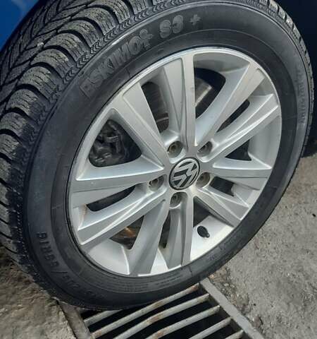 Синий Фольксваген Туран, объемом двигателя 1.97 л и пробегом 338 тыс. км за 10000 $, фото 30 на Automoto.ua