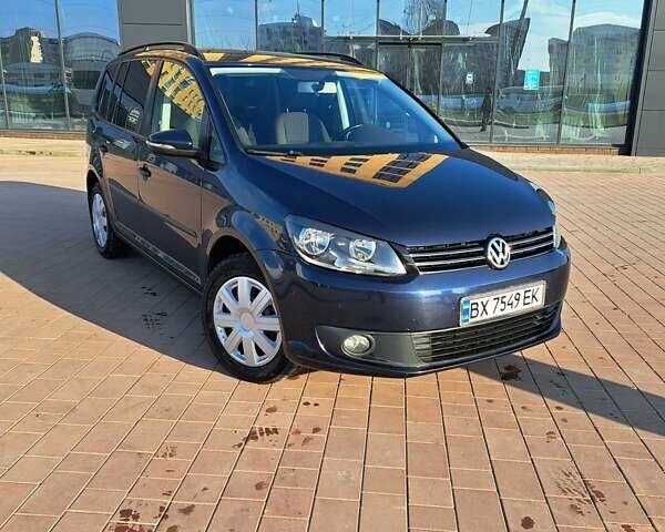 Синий Фольксваген Туран, объемом двигателя 1.6 л и пробегом 284 тыс. км за 9500 $, фото 4 на Automoto.ua