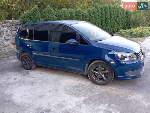 Синий Фольксваген Туран, объемом двигателя 1.6 л и пробегом 260 тыс. км за 10800 $, фото 5 на Automoto.ua
