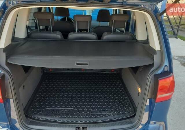 Синий Фольксваген Туран, объемом двигателя 1.97 л и пробегом 338 тыс. км за 10000 $, фото 22 на Automoto.ua