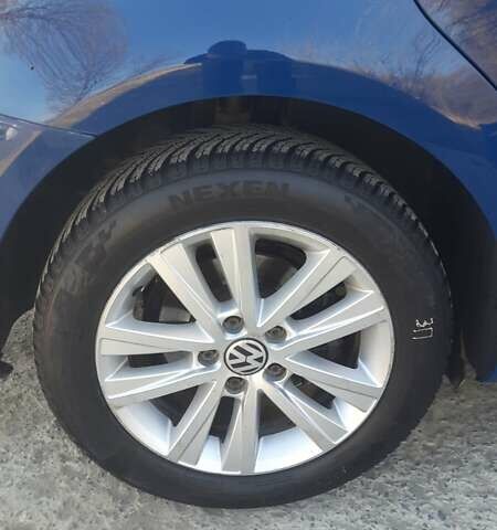 Синий Фольксваген Туран, объемом двигателя 1.97 л и пробегом 338 тыс. км за 10000 $, фото 28 на Automoto.ua