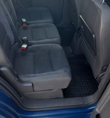 Синий Фольксваген Туран, объемом двигателя 1.97 л и пробегом 338 тыс. км за 10000 $, фото 14 на Automoto.ua