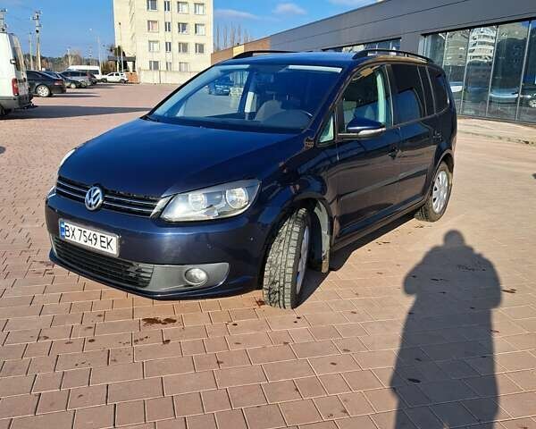 Синий Фольксваген Туран, объемом двигателя 1.6 л и пробегом 284 тыс. км за 9500 $, фото 6 на Automoto.ua