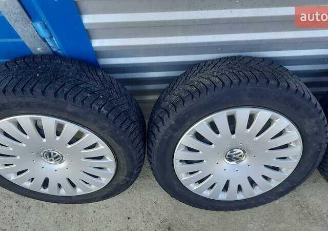 Синий Фольксваген Туран, объемом двигателя 1.97 л и пробегом 338 тыс. км за 10000 $, фото 45 на Automoto.ua