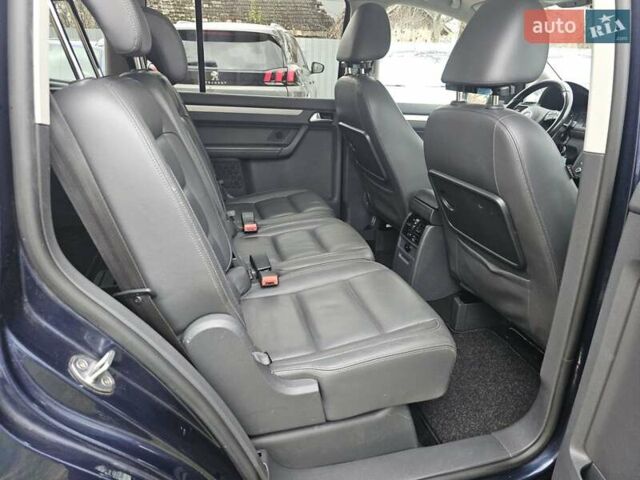 Синий Фольксваген Туран, объемом двигателя 1.6 л и пробегом 252 тыс. км за 11850 $, фото 29 на Automoto.ua