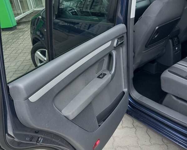 Синий Фольксваген Туран, объемом двигателя 1.97 л и пробегом 266 тыс. км за 12700 $, фото 11 на Automoto.ua