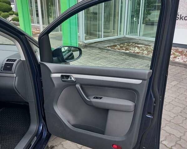 Синий Фольксваген Туран, объемом двигателя 1.97 л и пробегом 266 тыс. км за 12700 $, фото 8 на Automoto.ua