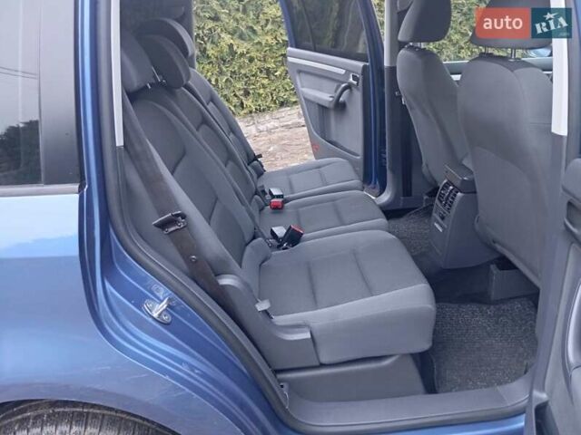 Синий Фольксваген Туран, объемом двигателя 1.2 л и пробегом 160 тыс. км за 7650 $, фото 41 на Automoto.ua