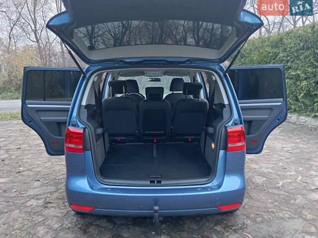 Синий Фольксваген Туран, объемом двигателя 1.2 л и пробегом 160 тыс. км за 7650 $, фото 47 на Automoto.ua