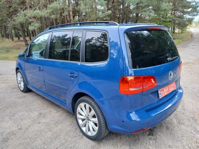 Синій Фольксваген Туран, об'ємом двигуна 0 л та пробігом 342 тис. км за 8999 $, фото 3 на Automoto.ua