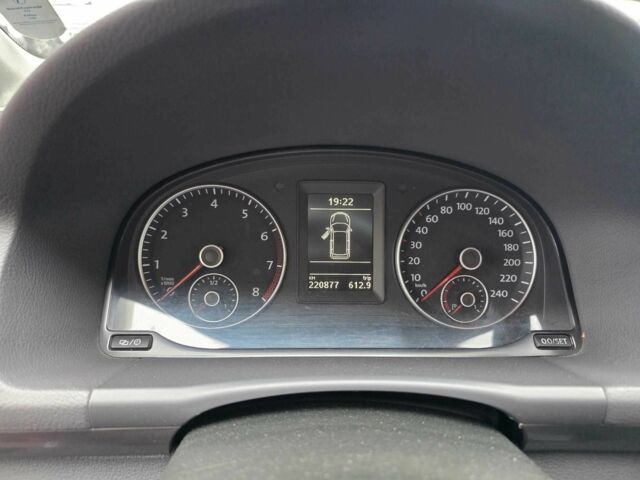 Синий Фольксваген Туран, объемом двигателя 1.4 л и пробегом 230 тыс. км за 8800 $, фото 6 на Automoto.ua