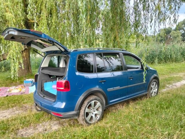 Синий Фольксваген Туран, объемом двигателя 1.4 л и пробегом 230 тыс. км за 8800 $, фото 8 на Automoto.ua