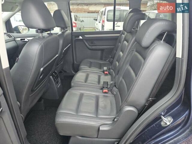 Синий Фольксваген Туран, объемом двигателя 1.6 л и пробегом 252 тыс. км за 11850 $, фото 26 на Automoto.ua