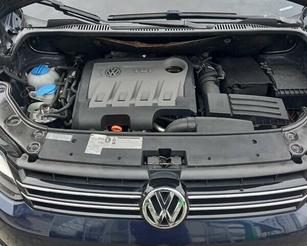 Синий Фольксваген Туран, объемом двигателя 1.97 л и пробегом 266 тыс. км за 12700 $, фото 19 на Automoto.ua