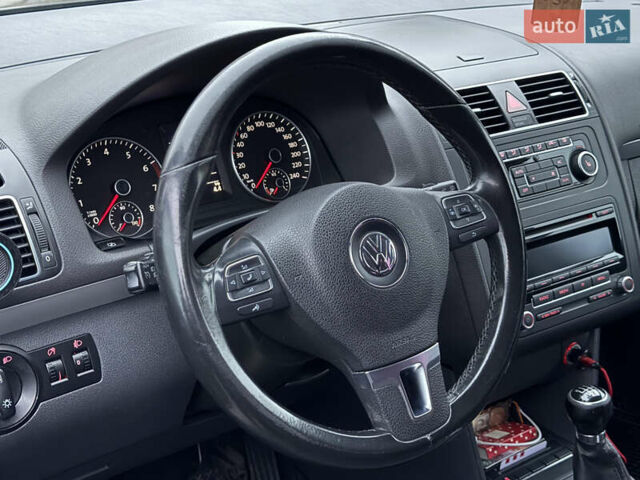 Синій Фольксваген Туран, об'ємом двигуна 1.39 л та пробігом 203 тис. км за 8999 $, фото 15 на Automoto.ua
