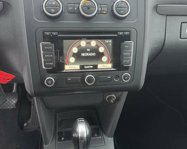 Синий Фольксваген Туран, объемом двигателя 2 л и пробегом 248 тыс. км за 12700 $, фото 17 на Automoto.ua