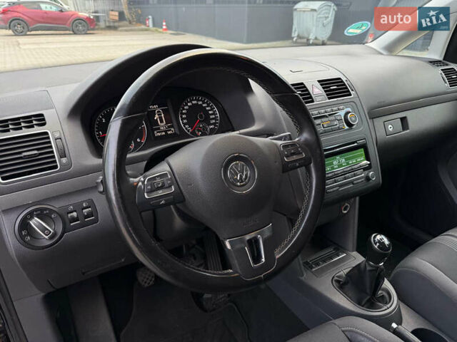 Синий Фольксваген Туран, объемом двигателя 2 л и пробегом 278 тыс. км за 11600 $, фото 20 на Automoto.ua