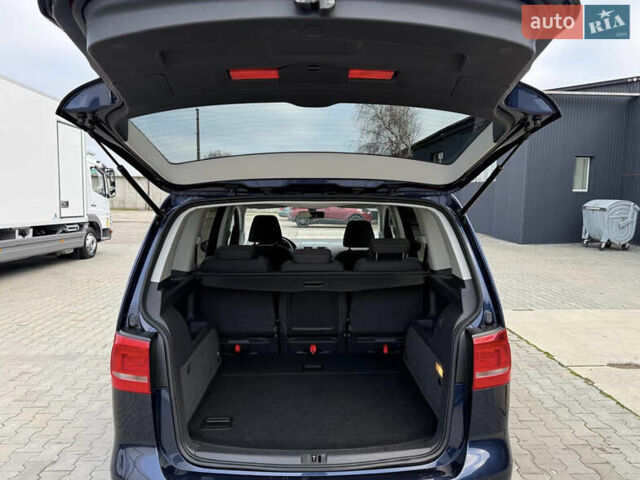 Синий Фольксваген Туран, объемом двигателя 2 л и пробегом 278 тыс. км за 11600 $, фото 6 на Automoto.ua