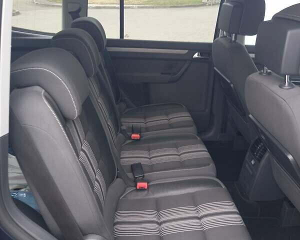 Синий Фольксваген Туран, объемом двигателя 1.97 л и пробегом 266 тыс. км за 12700 $, фото 7 на Automoto.ua