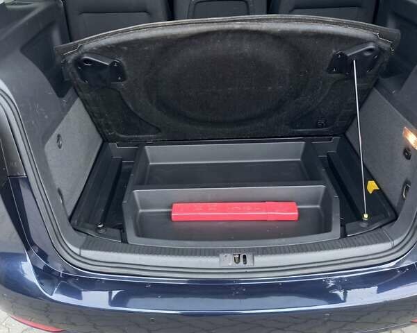 Синий Фольксваген Туран, объемом двигателя 1.97 л и пробегом 266 тыс. км за 12700 $, фото 25 на Automoto.ua