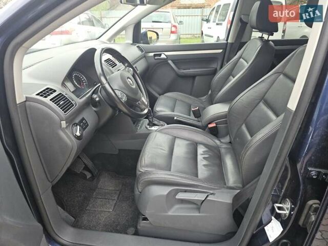 Синий Фольксваген Туран, объемом двигателя 1.6 л и пробегом 252 тыс. км за 11850 $, фото 16 на Automoto.ua