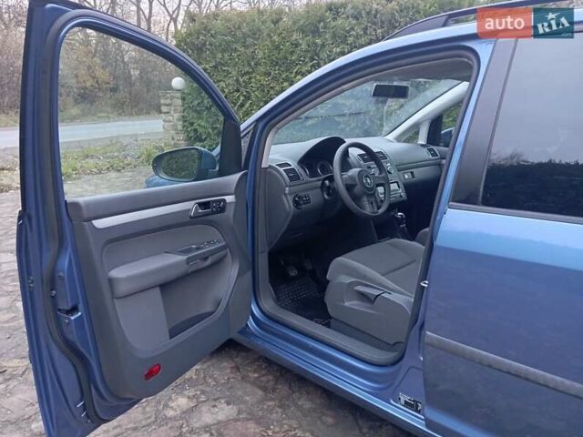 Синий Фольксваген Туран, объемом двигателя 1.2 л и пробегом 160 тыс. км за 7650 $, фото 29 на Automoto.ua