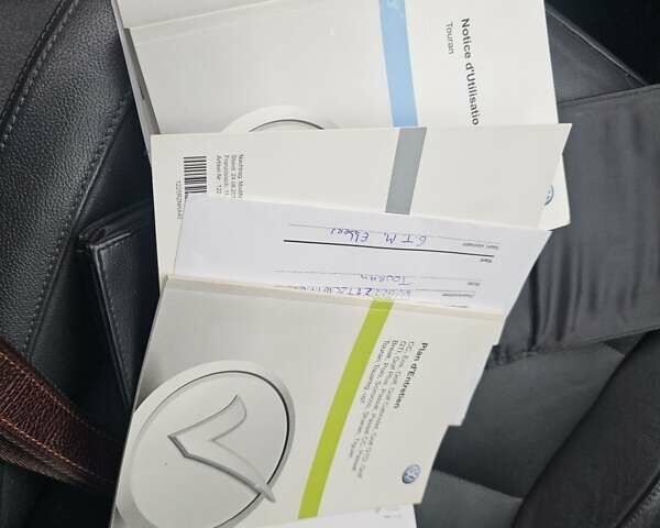 Синий Фольксваген Туран, объемом двигателя 1.6 л и пробегом 252 тыс. км за 11850 $, фото 37 на Automoto.ua