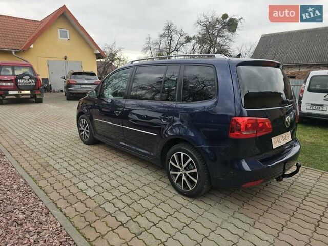 Синий Фольксваген Туран, объемом двигателя 1.6 л и пробегом 252 тыс. км за 11850 $, фото 6 на Automoto.ua