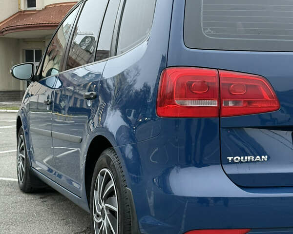 Синій Фольксваген Туран, об'ємом двигуна 1.39 л та пробігом 203 тис. км за 8999 $, фото 7 на Automoto.ua