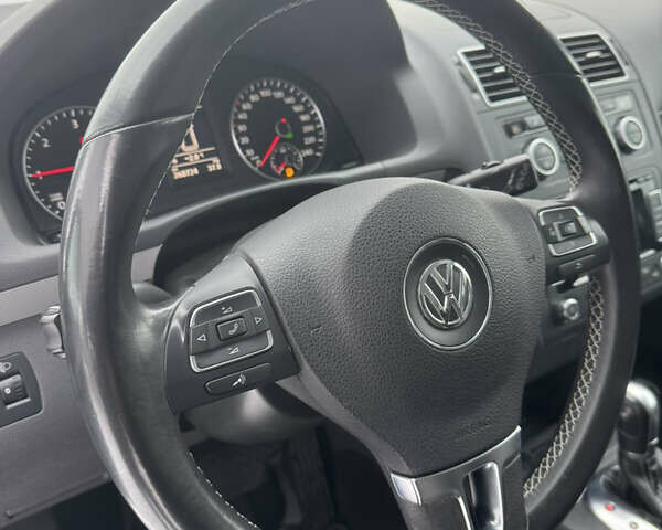 Синий Фольксваген Туран, объемом двигателя 2 л и пробегом 248 тыс. км за 12700 $, фото 14 на Automoto.ua