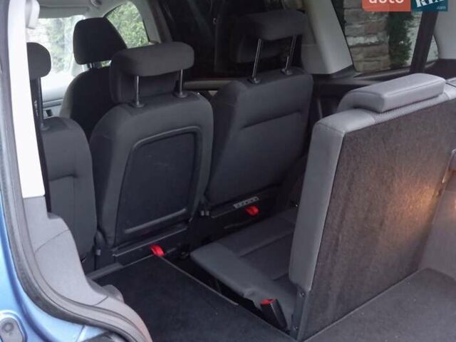 Синий Фольксваген Туран, объемом двигателя 1.2 л и пробегом 160 тыс. км за 7650 $, фото 45 на Automoto.ua