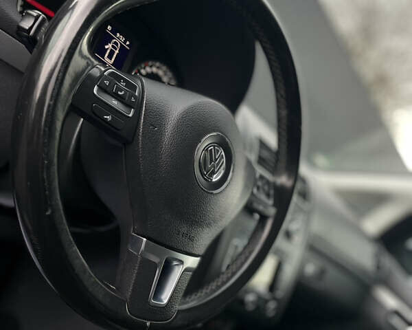 Синий Фольксваген Туран, объемом двигателя 2 л и пробегом 272 тыс. км за 12350 $, фото 60 на Automoto.ua