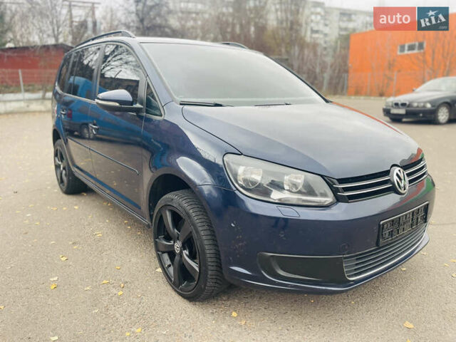 Синий Фольксваген Туран, объемом двигателя 0 л и пробегом 280 тыс. км за 10999 $, фото 1 на Automoto.ua