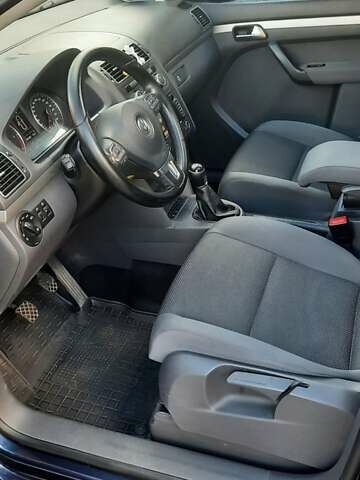 Синий Фольксваген Туран, объемом двигателя 1.6 л и пробегом 286 тыс. км за 10700 $, фото 11 на Automoto.ua