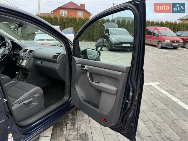 Синій Фольксваген Туран, об'ємом двигуна 1.4 л та пробігом 199 тис. км за 11500 $, фото 23 на Automoto.ua