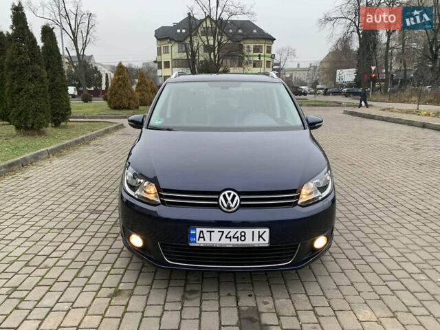 Синий Фольксваген Туран, объемом двигателя 1.6 л и пробегом 211 тыс. км за 11300 $, фото 3 на Automoto.ua