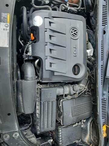 Синий Фольксваген Туран, объемом двигателя 1.6 л и пробегом 286 тыс. км за 10700 $, фото 19 на Automoto.ua