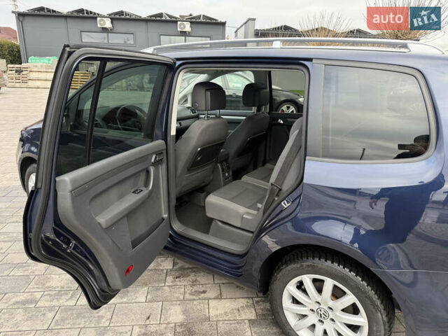 Синій Фольксваген Туран, об'ємом двигуна 1.4 л та пробігом 199 тис. км за 11500 $, фото 17 на Automoto.ua