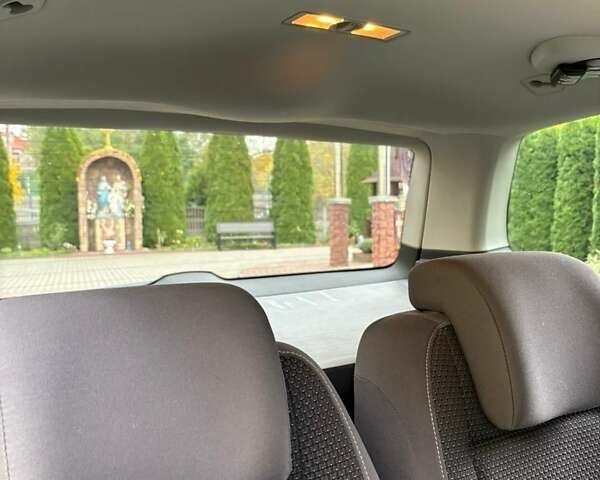 Фольксваген Туран 2013 в Ивано-Франковске на Automoto.ua Синий Фольксваген Туран, объемом двигателя 1.97 л и пробегом 174 тыс. км за 13700 $, фото 16 на Automoto.ua