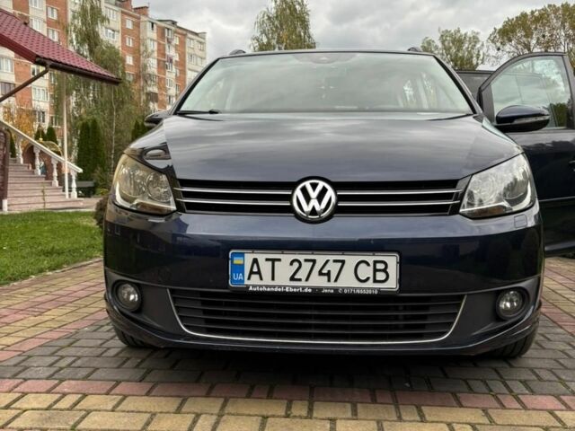 Синий Фольксваген Туран, объемом двигателя 2 л и пробегом 174 тыс. км за 13700 $, фото 1 на Automoto.ua