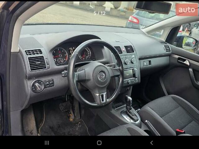 Синий Фольксваген Туран, объемом двигателя 1.6 л и пробегом 236 тыс. км за 11000 $, фото 42 на Automoto.ua