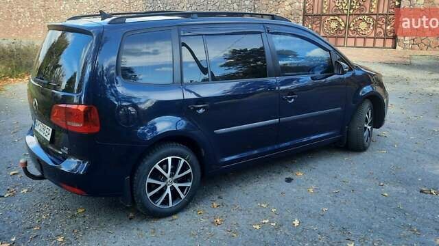 Синий Фольксваген Туран, объемом двигателя 1.6 л и пробегом 286 тыс. км за 10700 $, фото 6 на Automoto.ua