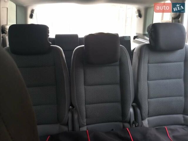 Синий Фольксваген Туран, объемом двигателя 1.6 л и пробегом 279 тыс. км за 9850 $, фото 4 на Automoto.ua