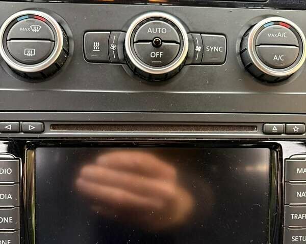 Фольксваген Туран 2013 в Ивано-Франковске на Automoto.ua Синий Фольксваген Туран, объемом двигателя 1.97 л и пробегом 174 тыс. км за 13700 $, фото 10 на Automoto.ua