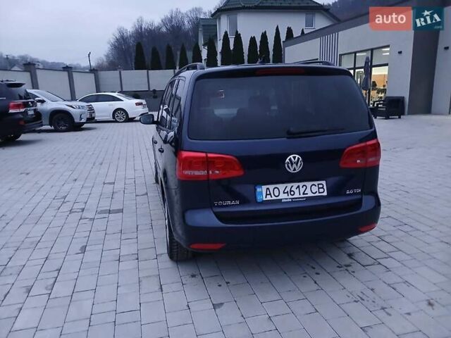 Синий Фольксваген Туран, объемом двигателя 1.97 л и пробегом 225 тыс. км за 12700 $, фото 3 на Automoto.ua